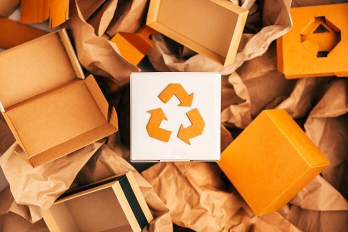 Eco-Friendly Materials to Use for Apparel Packaging